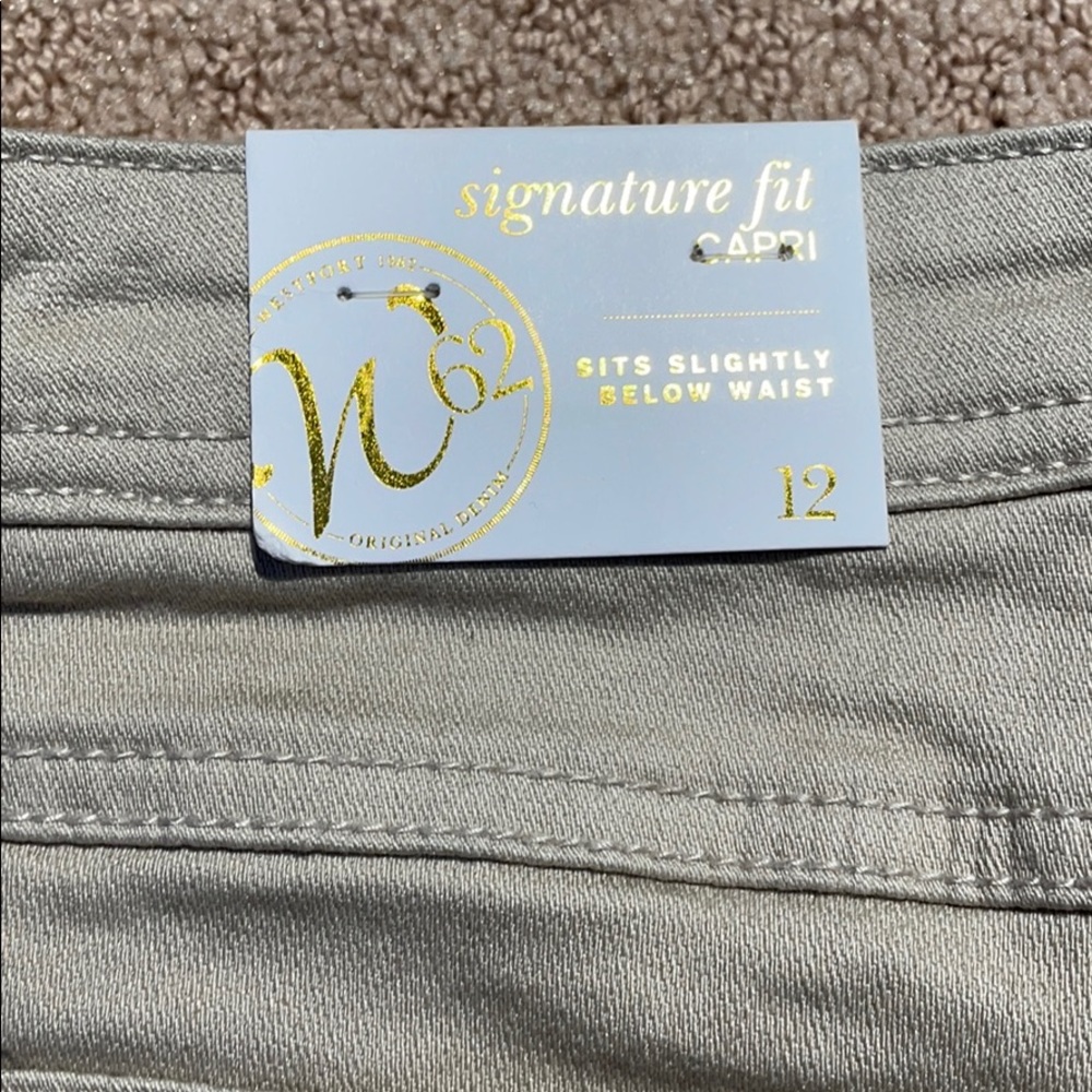 Dress Barn signature fit Capri size 12